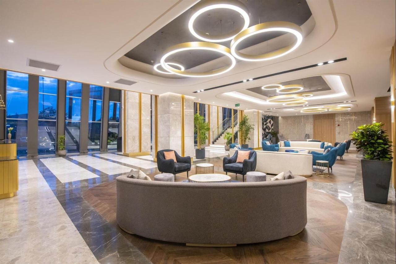Crowne Plaza Ankara By Ihg Hotel Екстериор снимка