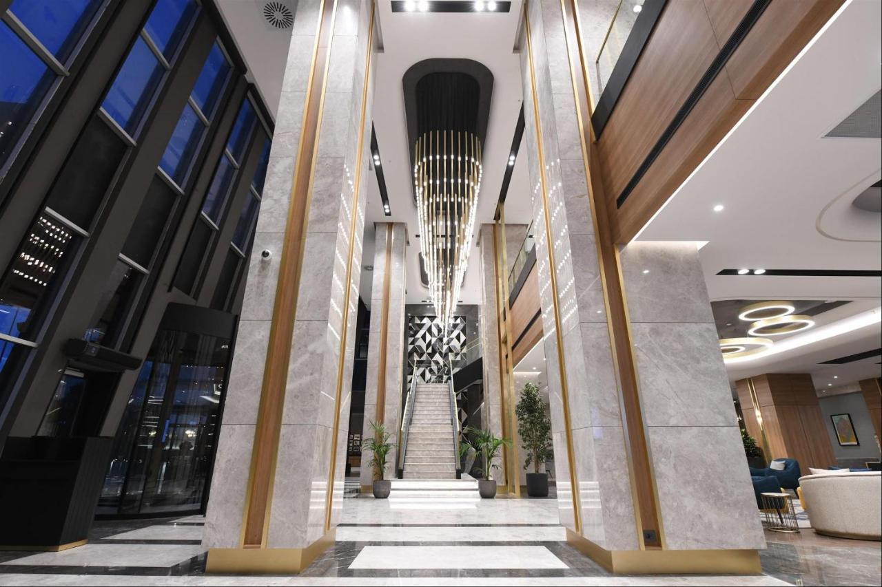 Crowne Plaza Ankara By Ihg Hotel Екстериор снимка