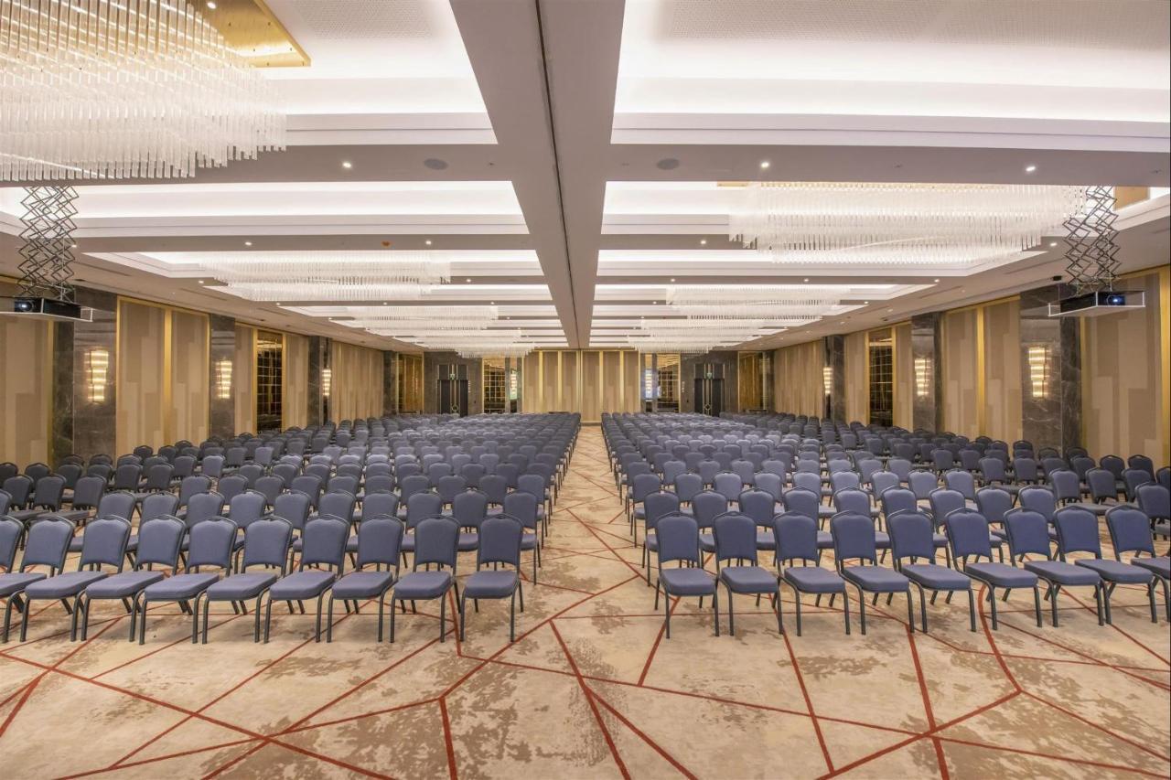 Crowne Plaza Ankara By Ihg Hotel Екстериор снимка