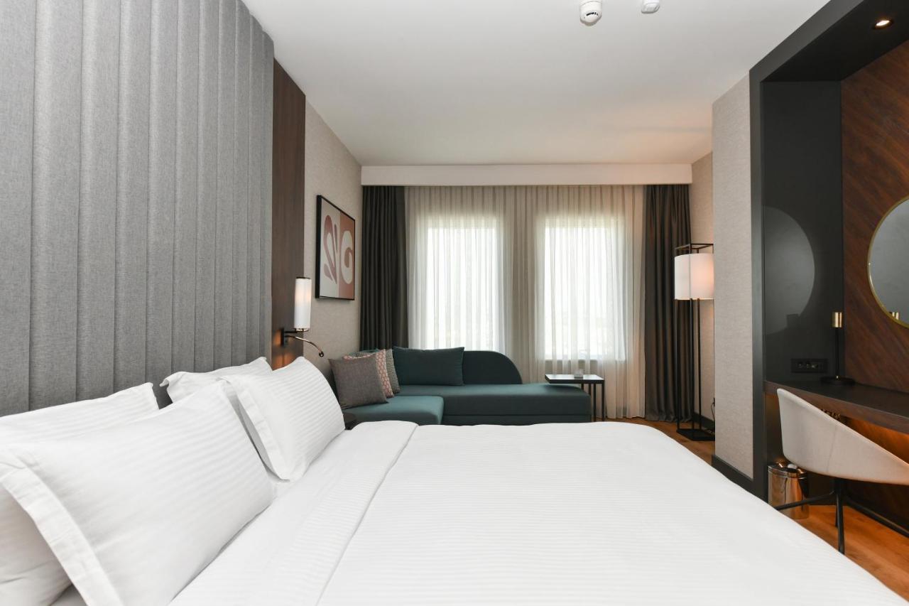 Crowne Plaza Ankara By Ihg Hotel Екстериор снимка