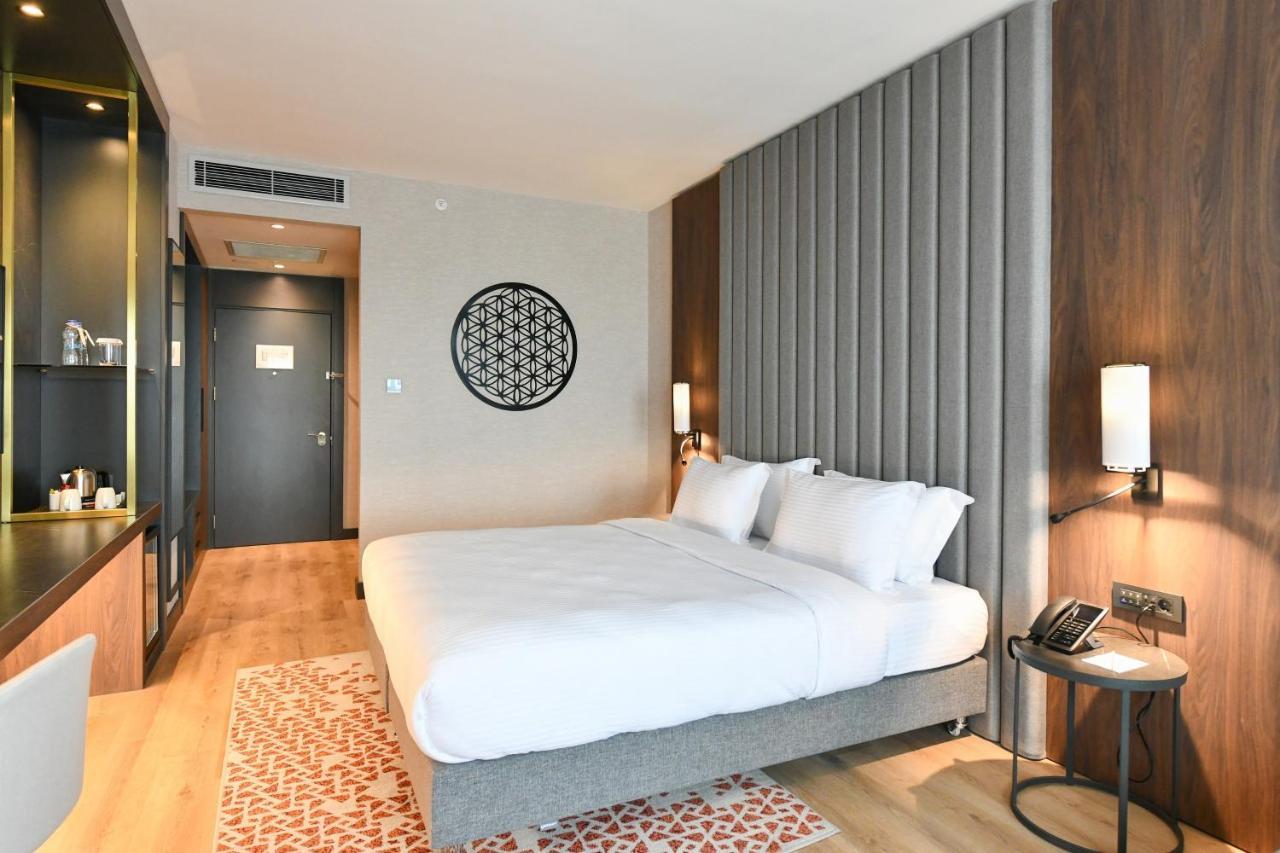 Crowne Plaza Ankara By Ihg Hotel Екстериор снимка