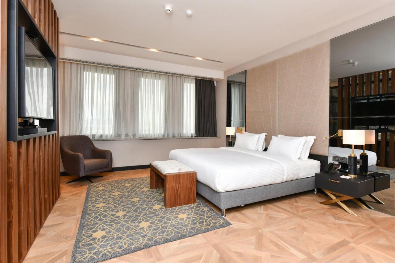 Crowne Plaza Ankara By Ihg Hotel Екстериор снимка