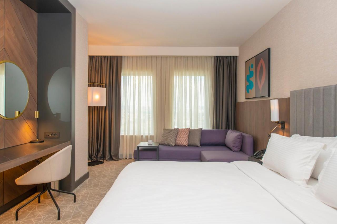 Crowne Plaza Ankara By Ihg Hotel Екстериор снимка