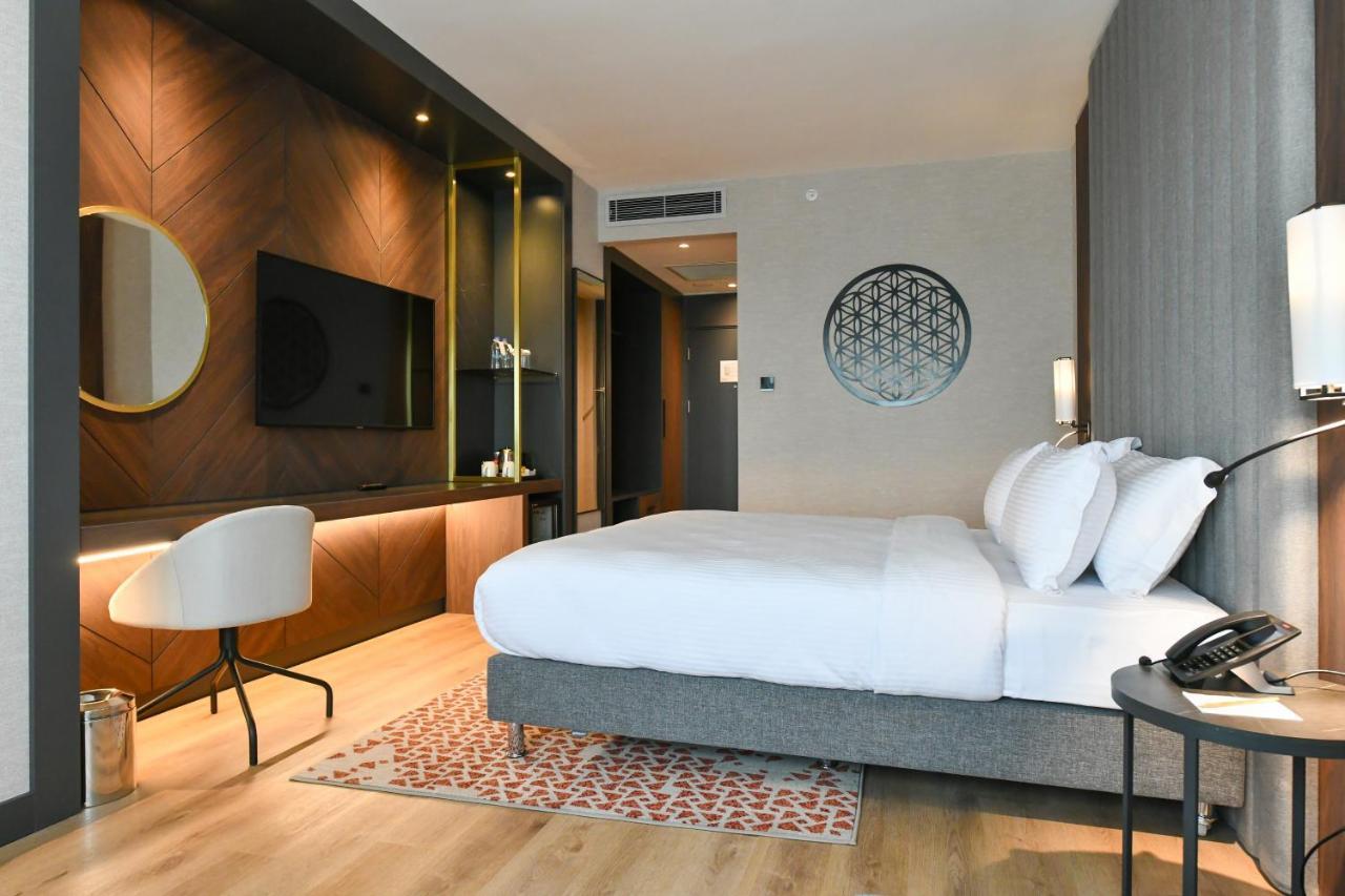 Crowne Plaza Ankara By Ihg Hotel Екстериор снимка